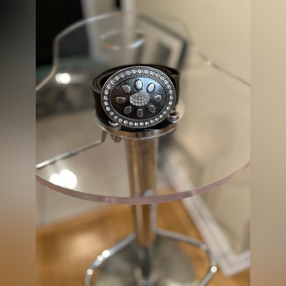 Landes leather belt, dark brn,oval buckle  w/rhinestone design,pewter finish🩶 - Picture 7 of 7